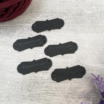 2772 Декоративная бирка из искусственной кожи, "Handmade" 15х40 мм, чёрный