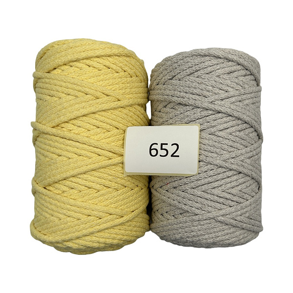 652